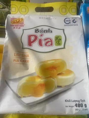 Hình ảnh Pía Kim Sa 