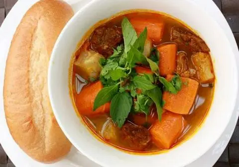 Hình ảnh Bò kho bánh mì