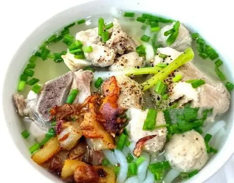 Hình ảnh Hủ tiếu thập cẩm giò