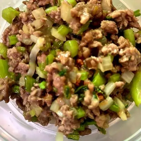 Hình ảnh Hủ tiếu xào bò e bé