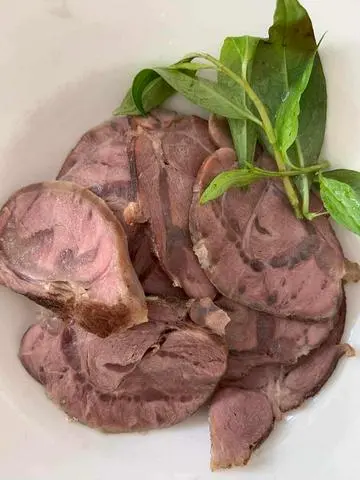 Hình ảnh Thịt Bò Thêm