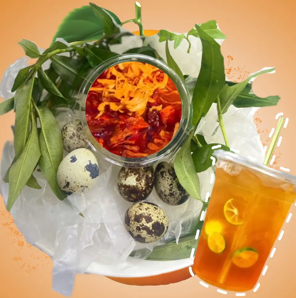 Hình ảnh Bánh Tráng Chấm Sốt Cay + Trứng + TRÀ CHANH