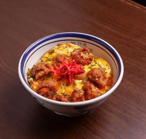 Hình ảnh Cơm Trứng Gà giòn