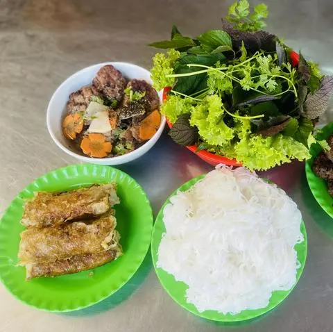 Hình ảnh Bún Chả Hà Nội ( Thịt + Nem )