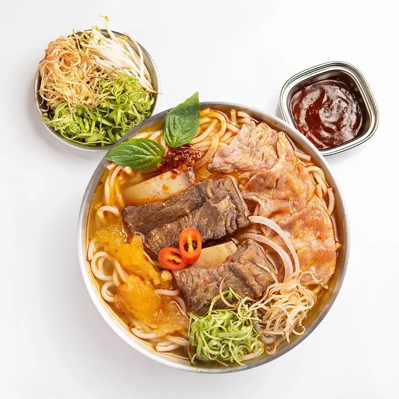 Hình ảnh Bún Bò Đầy Đủ SỤN BÒ