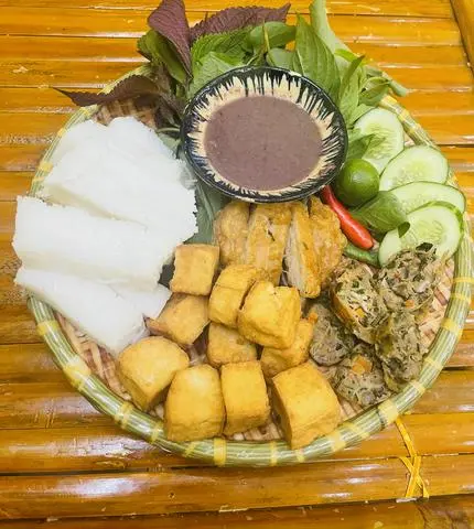 Hình ảnh Bún đậu chả cốm - dồi sụn