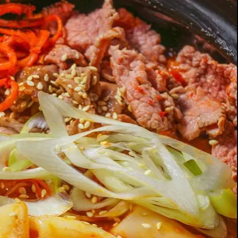 Hình ảnh Mì Ramen Tokbokki (Bánh Gạo) Bò Seoul