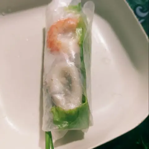 Hình ảnh gỏi cuốn tôm mực