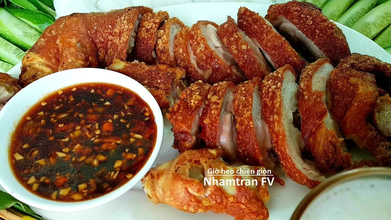 Hình ảnh Chân giò nướng lá mắt mật 1/2 cái