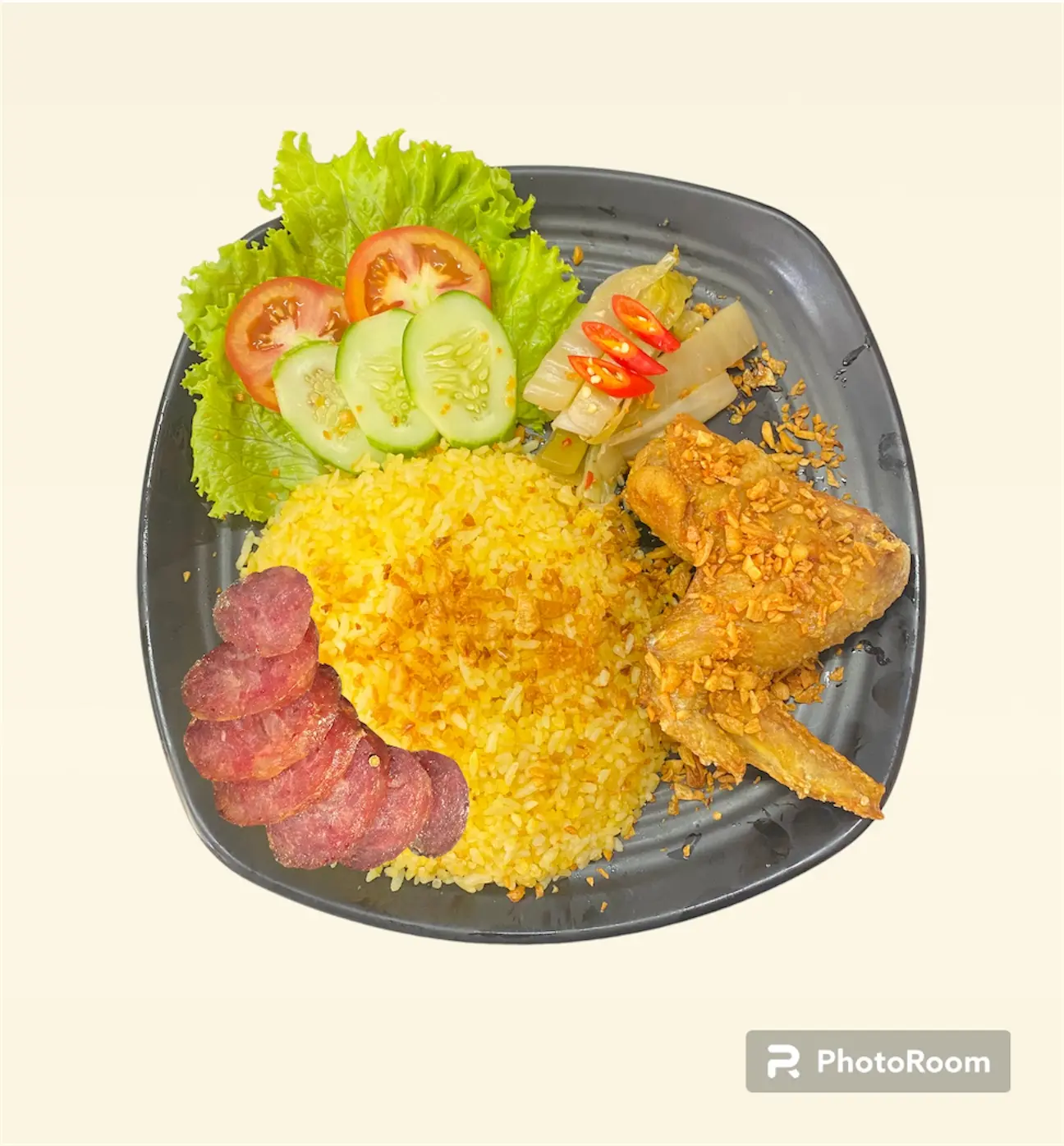 Hình ảnh Cơm cánh gà sốt mắm tỏi + lạp xưởng