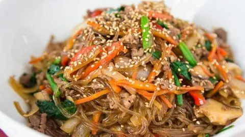 Hình ảnh Miến xào bò