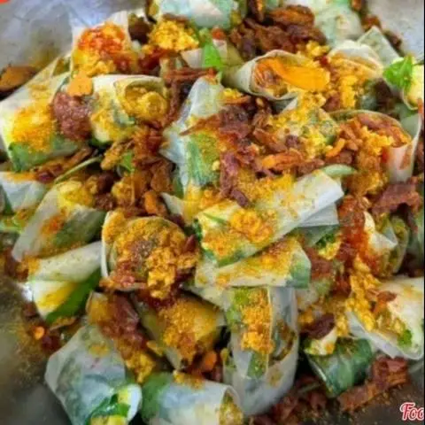 Hình ảnh bánh tráng cuốn trộn khô bò