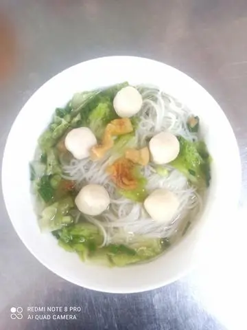 Hình ảnh HỦ TIẾU MỀM MÌ VẮT CÁ VIÊN