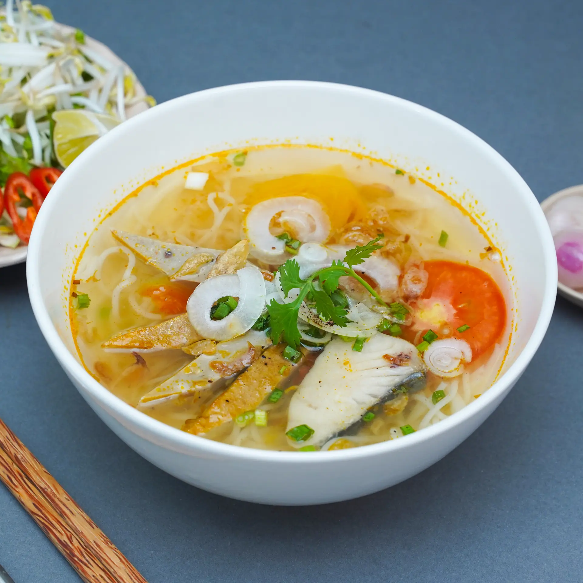 Hình ảnh Bún chả cá + cá thu dằm