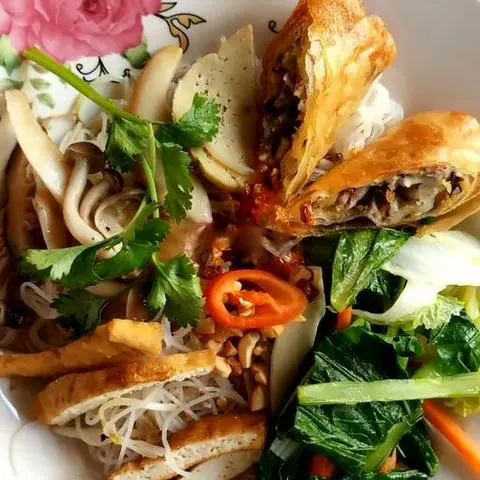 Hình ảnh Bún gạo xào chay