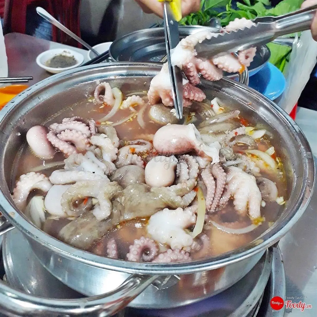 Hình ảnh Lẩu bạch tuộc nhúng dấm đặc biệt (2 người ăn) – Đầy đủ rau, bún