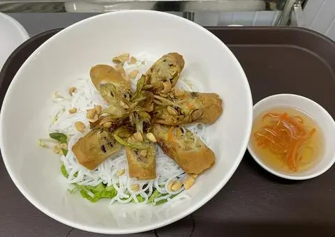 Hình ảnh Bún Chả Giò Chay