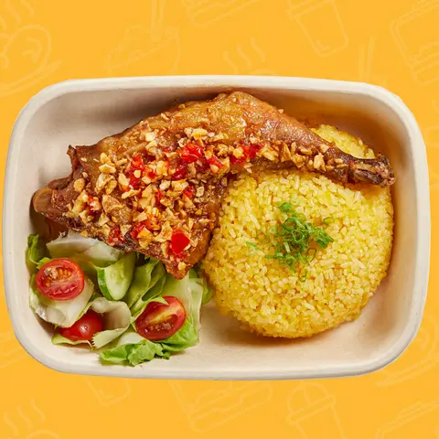 Hình ảnh SUGI - CƠM GÀ SỐT MẮM TỎI