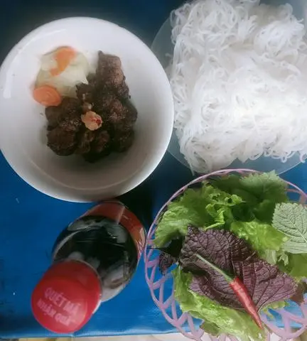 Hình ảnh  Combo:Bún chả viên size to+coca 