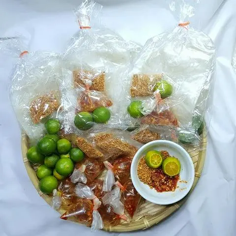 Hình ảnh Combo 5 bịch bánh tráng Ớt rim siêu cay