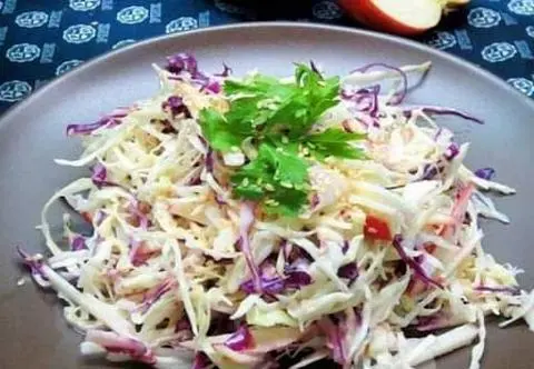 Hình ảnh Salad bắp cải trộn xốt mayo