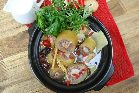 Hình ảnh lẩu đuôi bò 