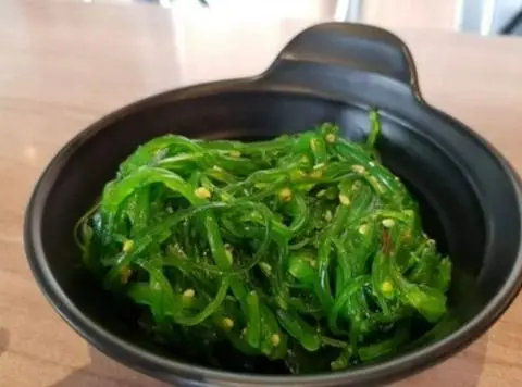 Hình ảnh tảo biền ngâm gia vị 