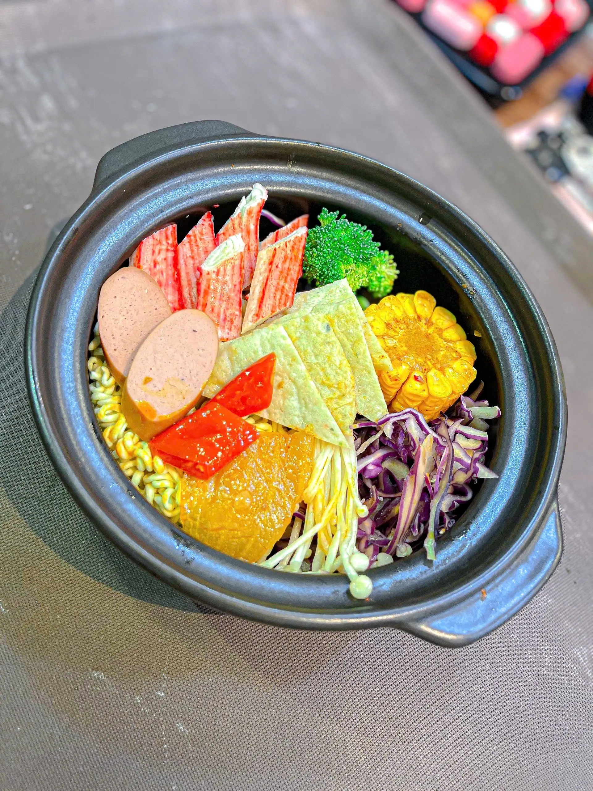 Hình ảnh Mì KimChi Thanh Cua Chả Cá