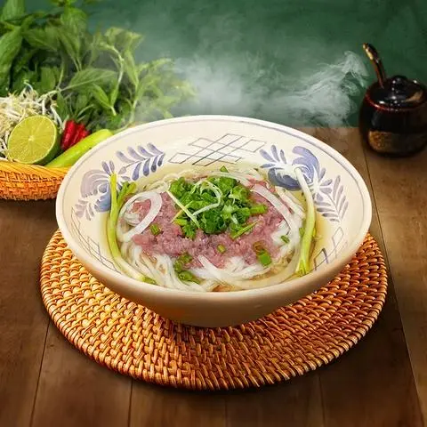 Hình ảnh Phở bò tái bằm nhỏ