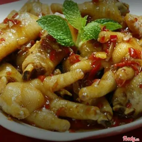 Hình ảnh Chân Gà Có Xương Cháy Tỏi