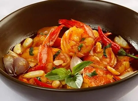 Hình ảnh Cơm niêu tôm kho tộ