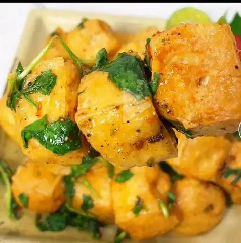 Hình ảnh Đậu Hủ Chiên Lắc sate rau răm