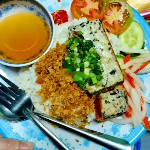 Hình ảnh Cơm bì chả