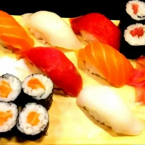 Hình ảnh Sushi thập cẩm B