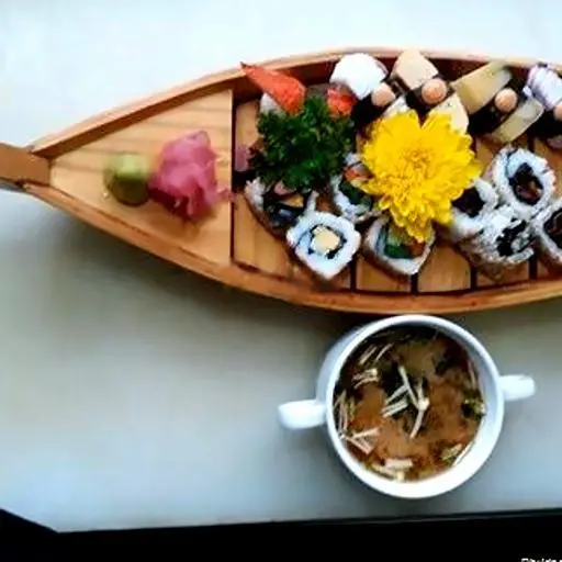 Hình ảnh Thuyền sushi 3
