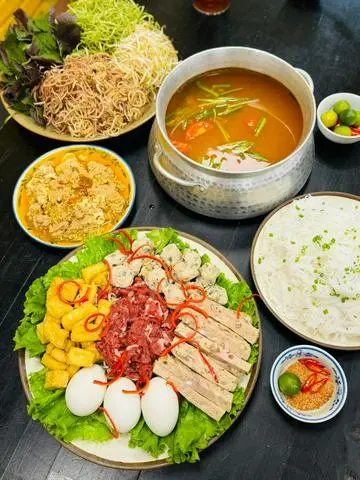 Hình ảnh Lẩu riêu cua 2-3 người