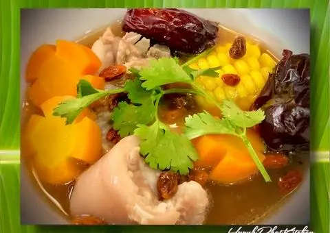 Hình ảnh Cơm canh Đuôi Heo hầm kỷ tử