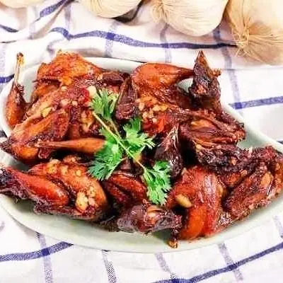 Hình ảnh 2 Chim Cút Chiên Mắm Tỏi 