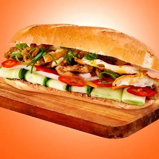Hình ảnh Bánh mì chả cá trứng