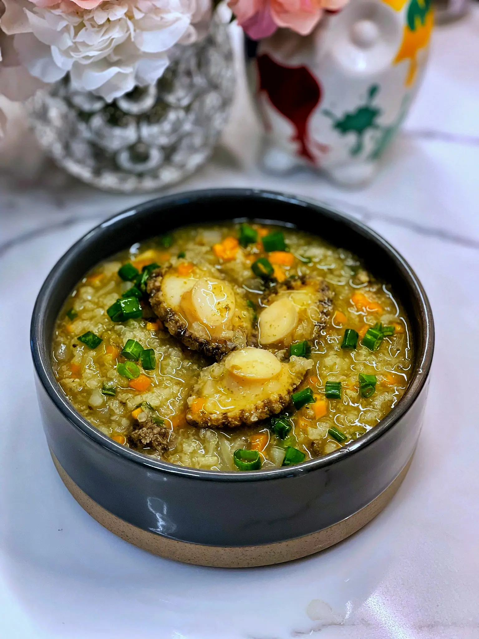 Hình ảnh cháo bào ngư tô lớn + trứng