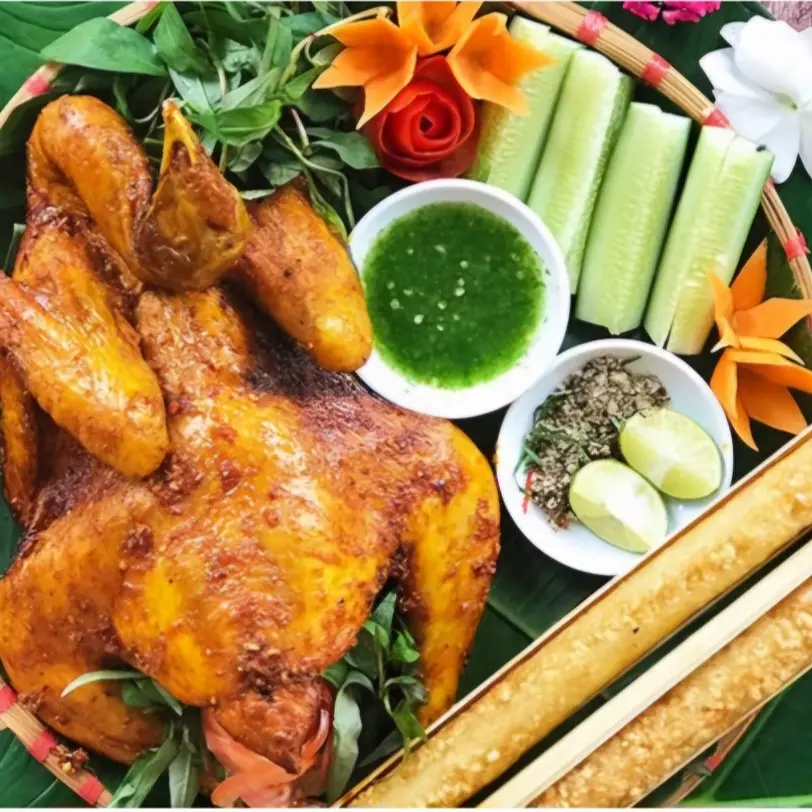 Hình ảnh GÀ NƯỚNG MUỐI ỚT+ QUÀ TỰ CHỌN 