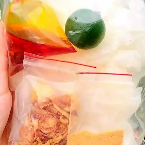Hình ảnh Bánh tráng muối satế
