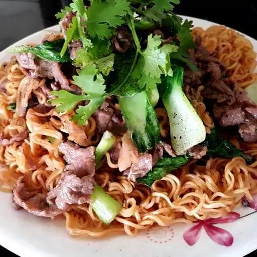 Hình ảnh Mì xào bò