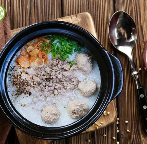 Hình ảnh Cháo thịt bằm bò viên 