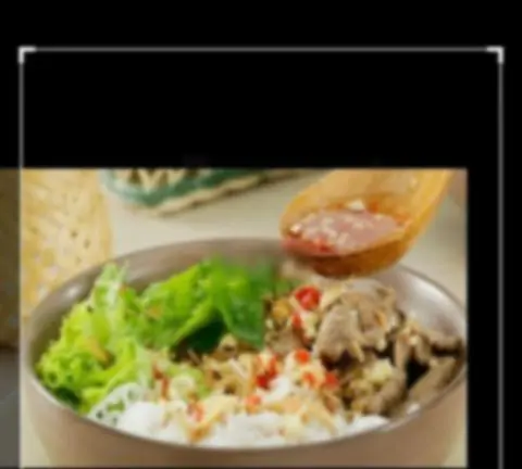 Hình ảnh Bún bò xào - bì đặc biệt