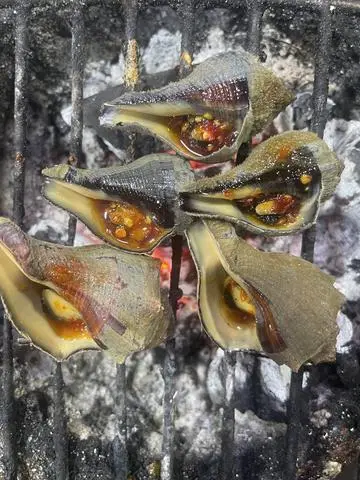 Hình ảnh ốc đỏ muối ớt