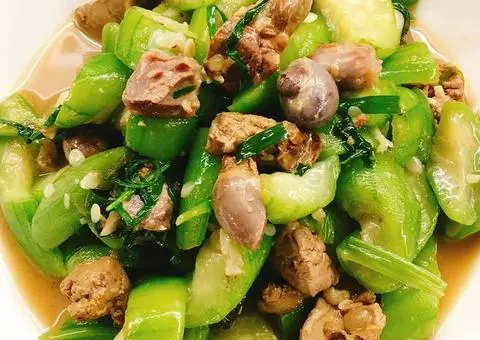 Hình ảnh lòng xào mướp