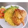 Hình ảnh Cơm Chiên Gà Xối Mỡ - Hộp Canh Chua - Đá Chanh