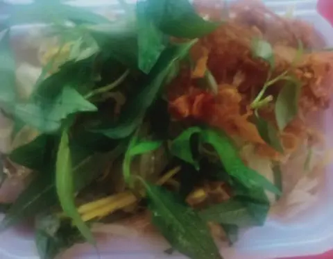 Hình ảnh bánh tráng trộn khô bò khô mực 