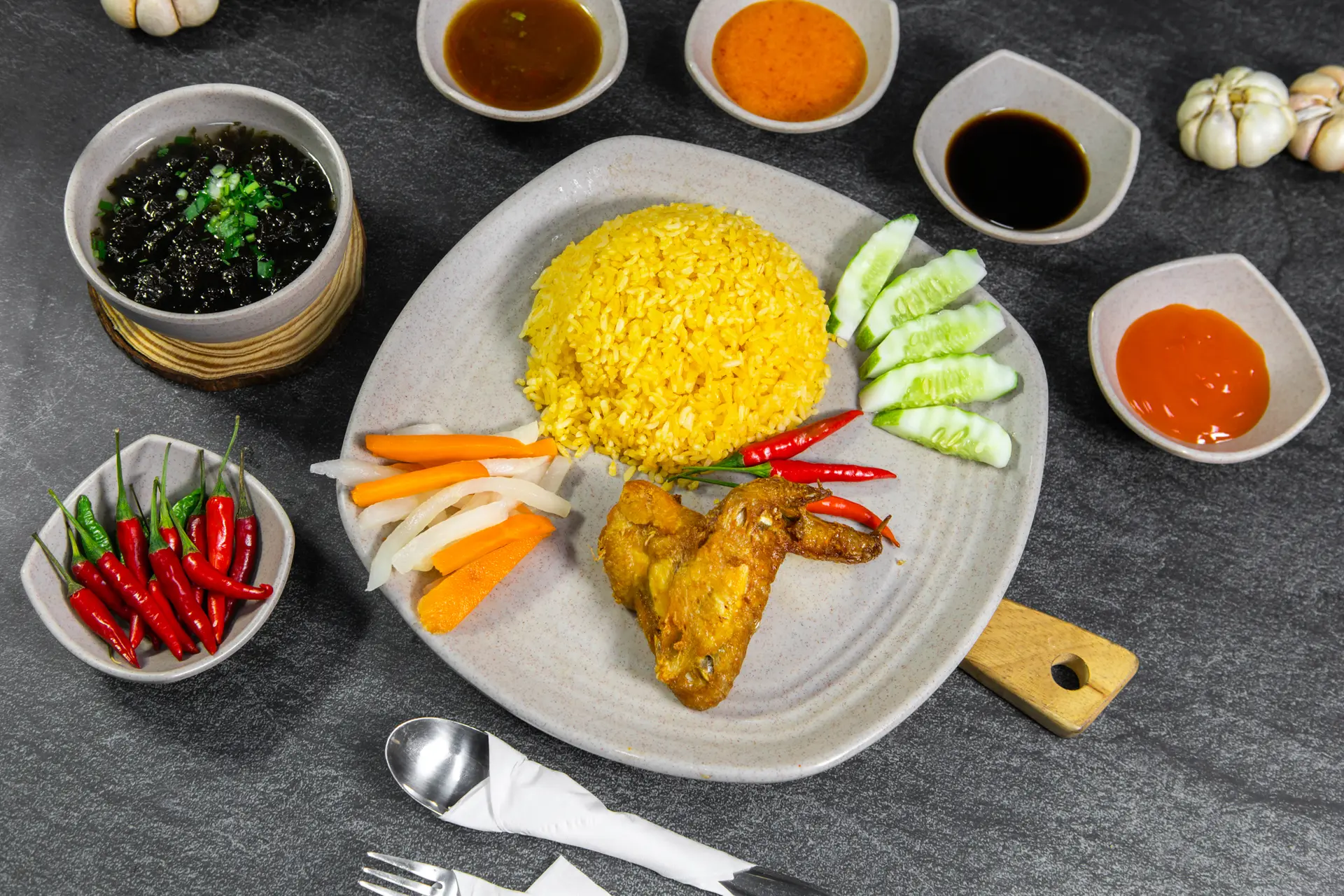 Hình ảnh Cơm cánh gà